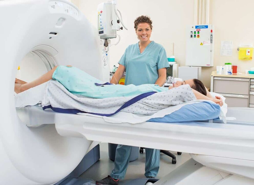 MRI je nákladná instrumentální metoda pro diagnostiku křečových žil